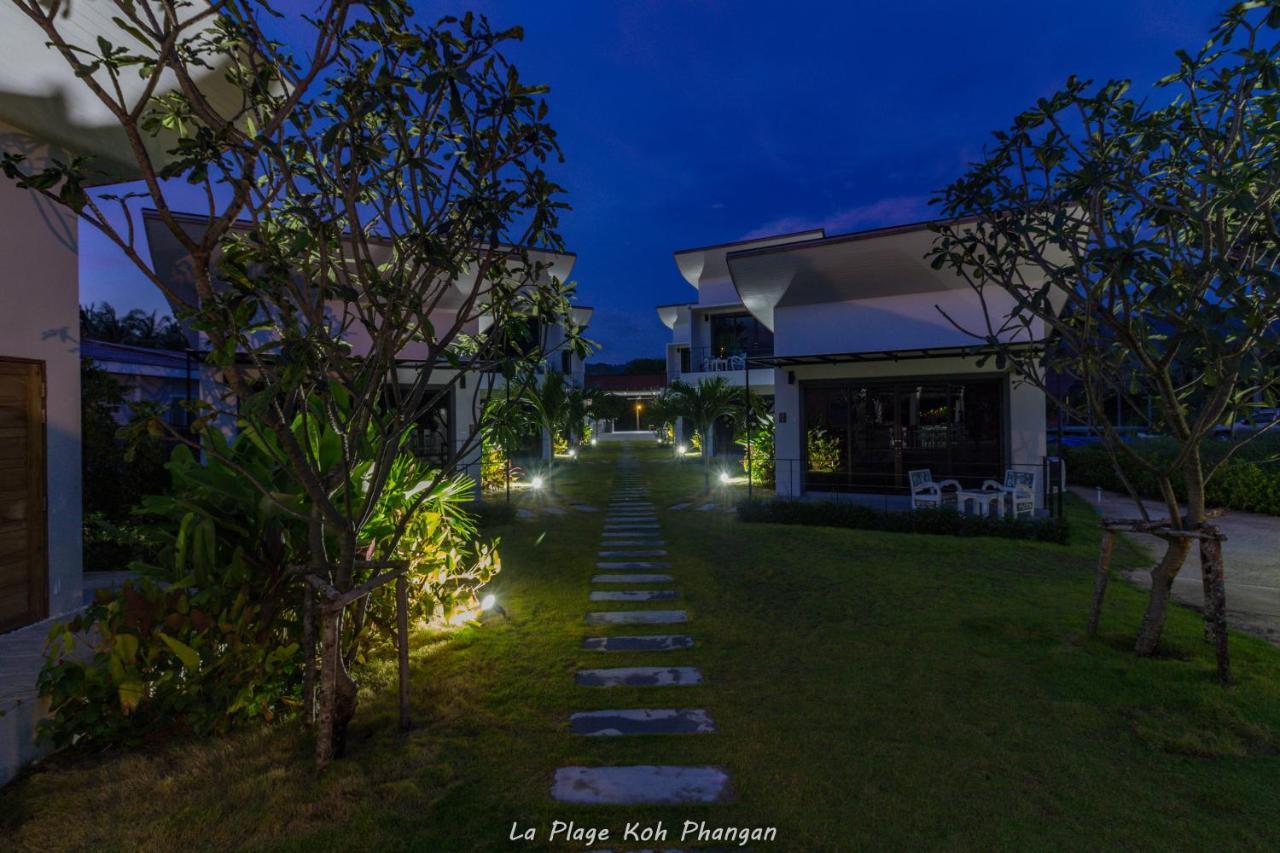 la plage resort&beach club Baan Tai Extérieur photo