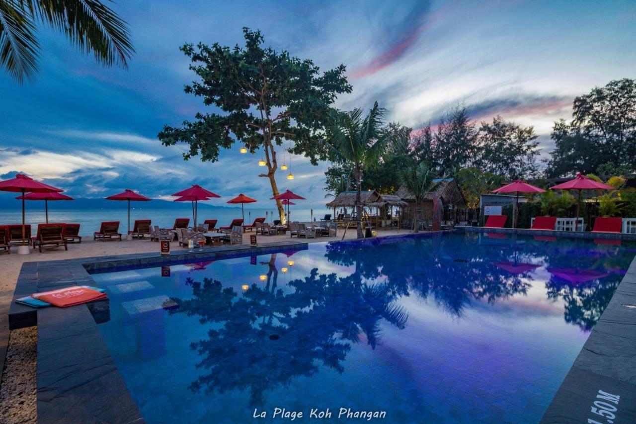 la plage resort&beach club Baan Tai Extérieur photo