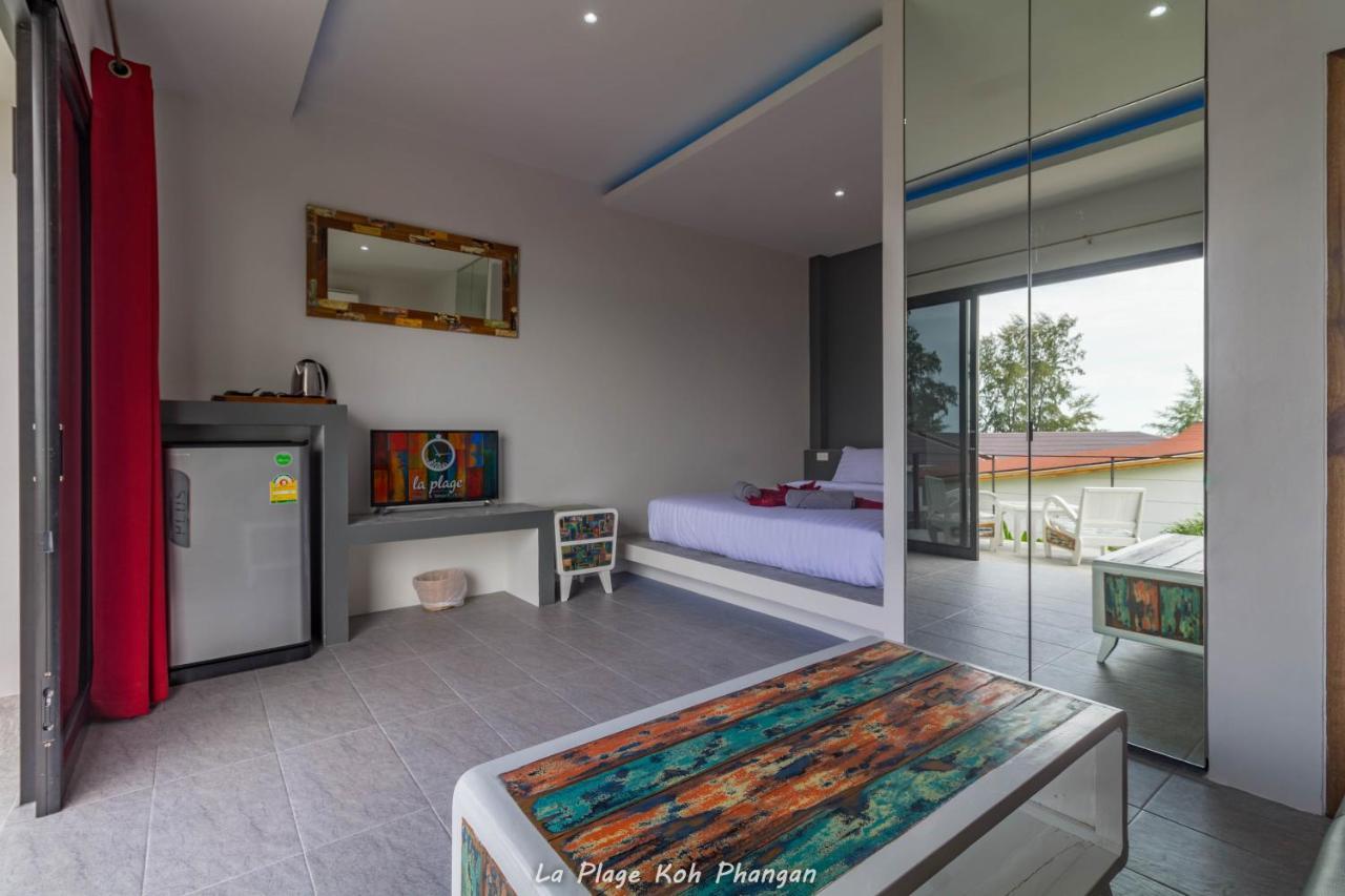 la plage resort&beach club Baan Tai Extérieur photo